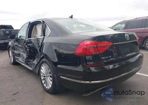 2016 Volkswagen Passat 1.8T Se z USA, uszkodzony, nr VIN 1VWBT7A36GC025413